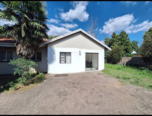4 BEDROOM HOUSE FOR SALE IN VANDERBIJLPARK SE 6